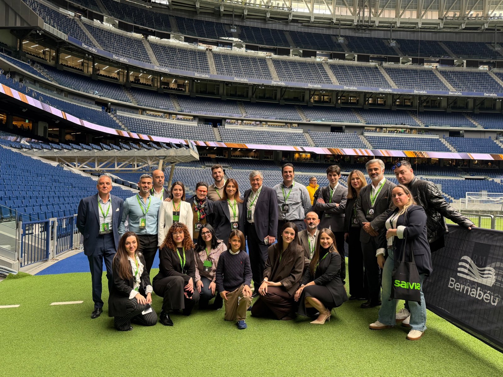 Equipo Salvia365 en el Santiago Bernabéu